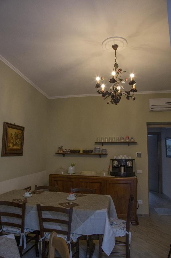 La Corte Dei Tre Torre del Lago Puccini Buitenkant foto